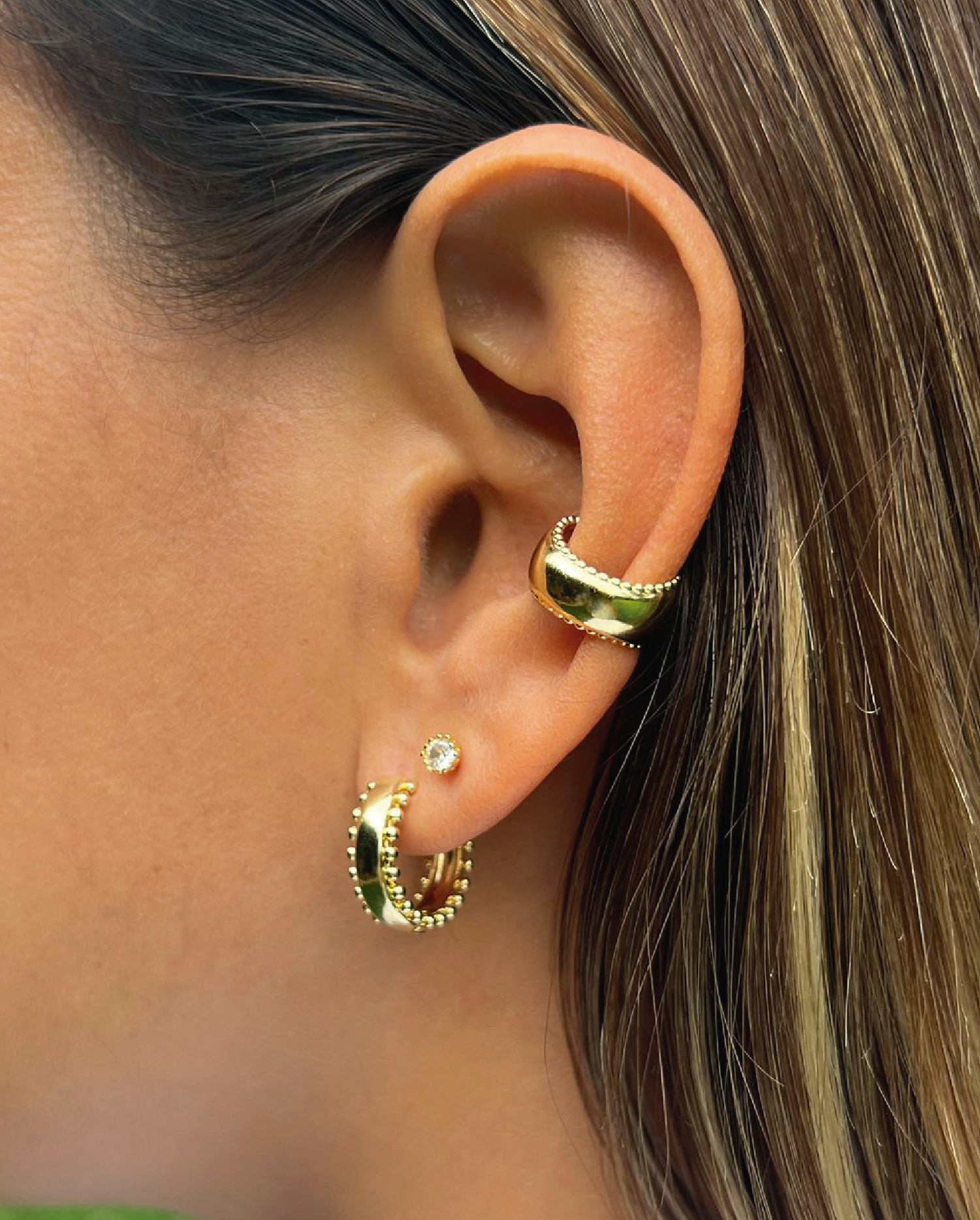 Earcuff Dorado Borde